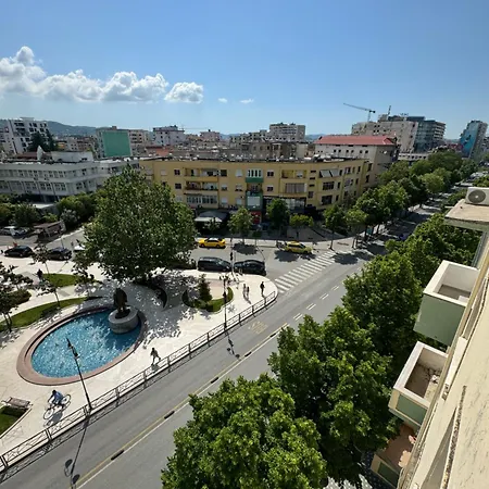 Avenue 03 Τίρανα